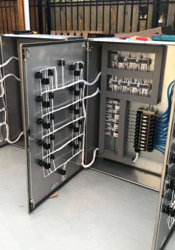 Integración de Gabinetes Eléctricos, Neumáticos y Electro-Neumáticos (10)