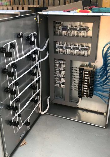 Integración de Gabinetes Eléctricos, Neumáticos y Electro-Neumáticos (11)